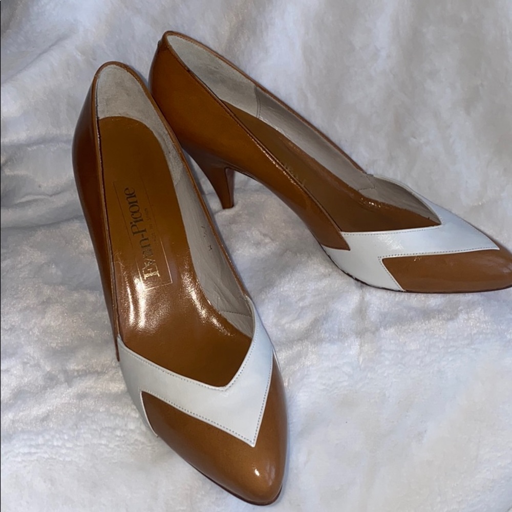 Evan Picone Leather Heel Retro Style